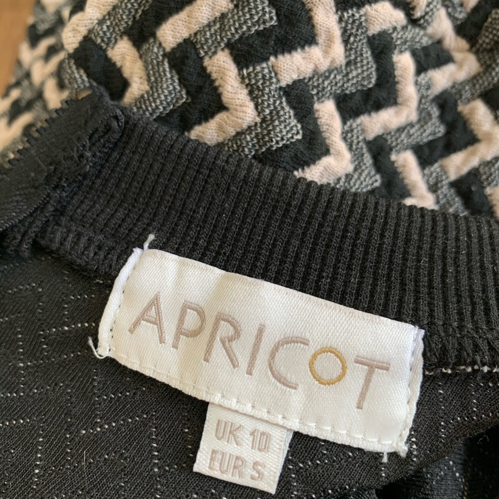 APRICOT KNIT DRESS - Picture 6 of 8